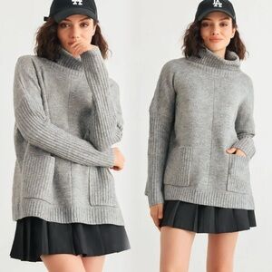 Cozy Gray Turtleneck Sweater with Pockets